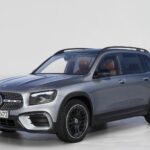 Mercedes-Benz GLB exterior front side view