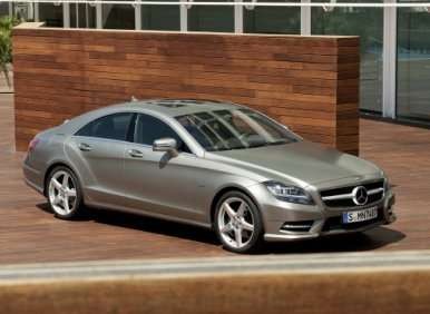 2013 Mercedes-Benz CLS-Class distinctive four-door coupe design, side profile